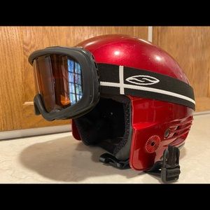 Boeri ski/snowboard helmet Youth L with goggles